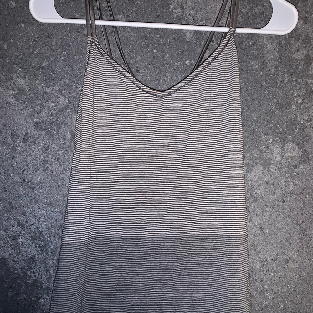 Lululemon tank top - Picture 2 of 3